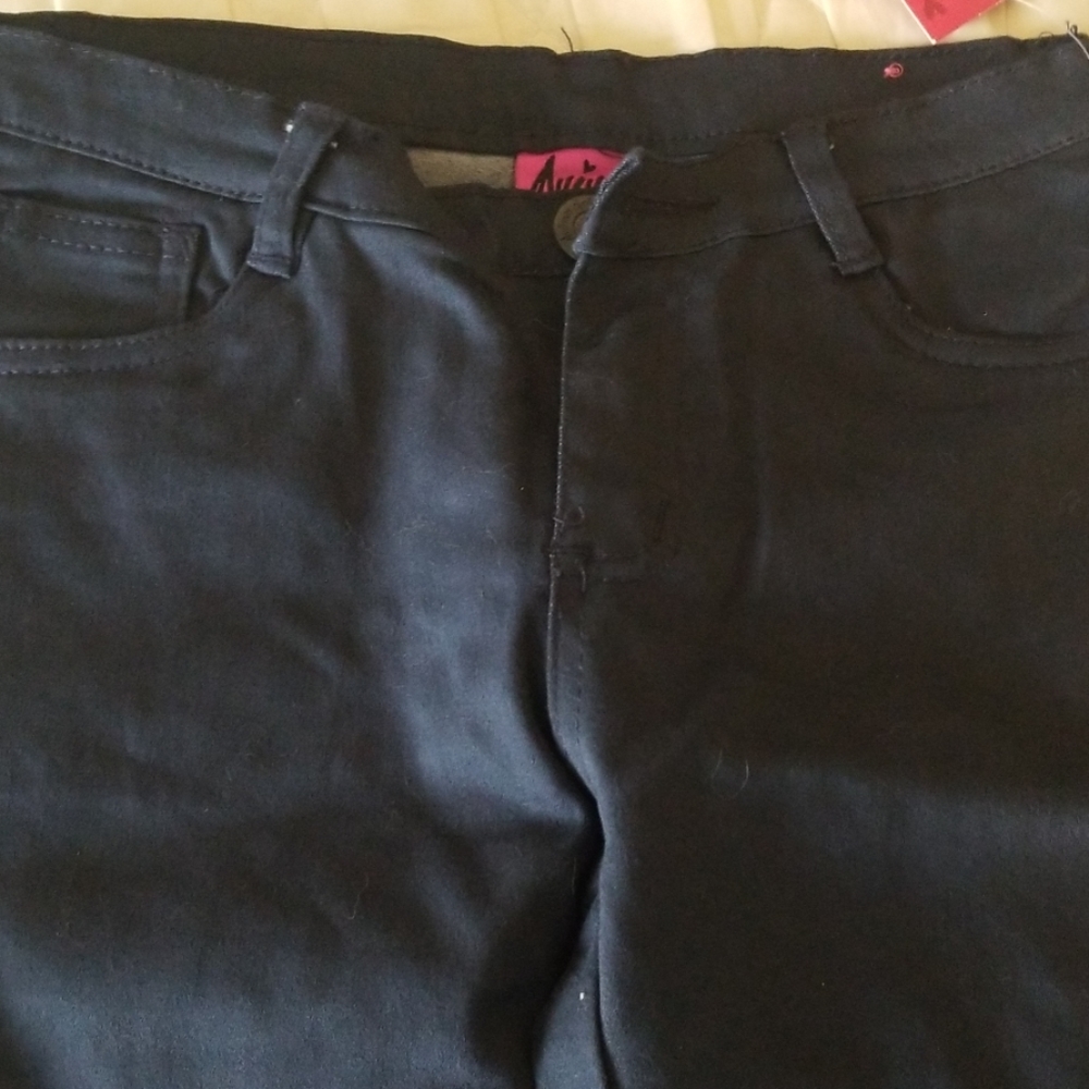 Jean's - Picture 2 of 3